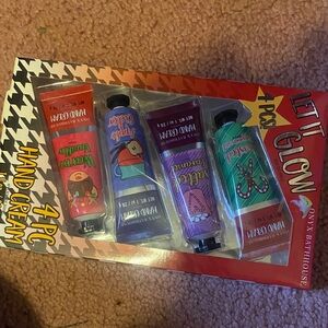 Onyx Bathhouse Let It Glow Hand Cream Set